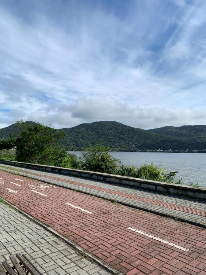 Casa Paradisiaca Na Lagoa Da Conceicao Florianópolis Kültér fotó